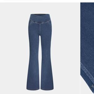 Women's Blue Jeans